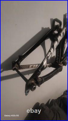 World Cup Giant Glory Size M 26 Frame