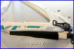 Yeti 575 20.5 Large Full Suspension MTB Bike Frame White/Teal Fox Float X CTD