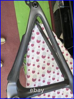 Yeti Arc T Series Black Frame XL. Only 10km. C/w Hope Headset, BB, A. Black ChnG