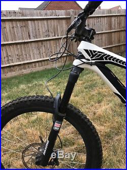 Yt Capra Carbon 2015 Size Large 650b 27.5 Frame And Shock Only