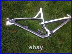 Yt One Jefsy XL Carbon Frame 27.5 Enduro Bike Dt Swiss Trek Kona Cube Fox Mrp